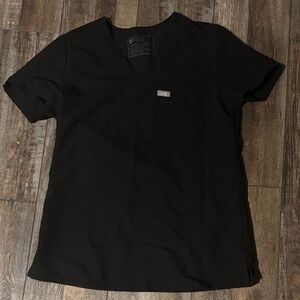 Figs Black Scrub Top